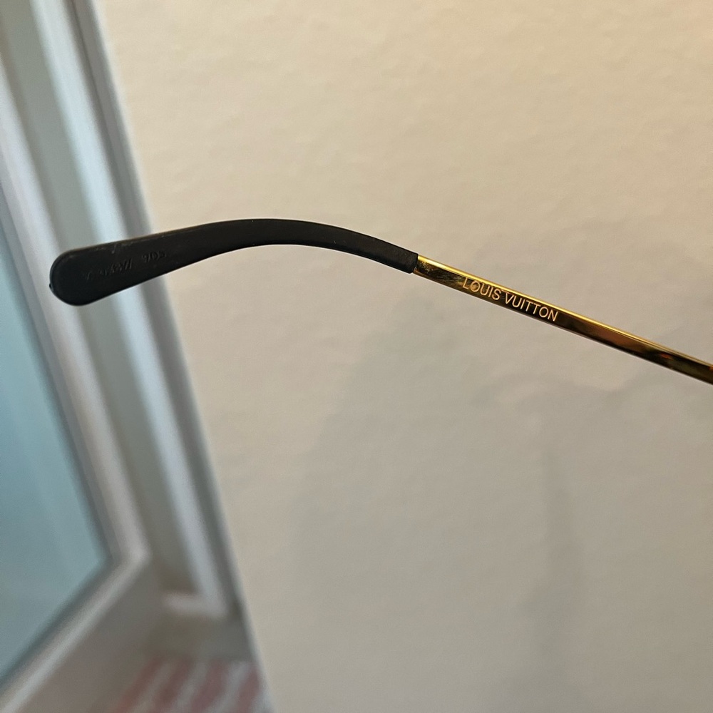 Louis Vuitton Tortoise Shell Sunglasses - Picture 7 of 11